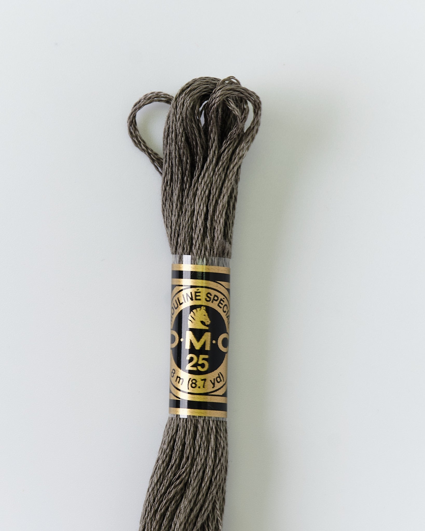 DMC Embroidery Floss – Reindeer grey (645) — HM Nabavian