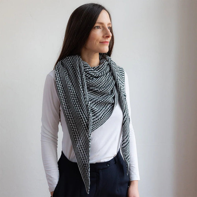 PATTERN | OCEAN DIVE SHAWL - HM Nabavian