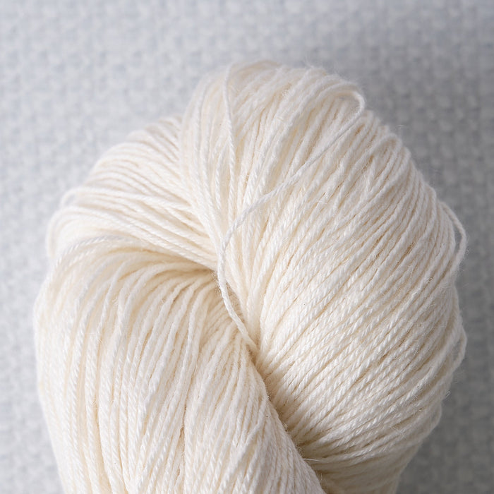 Tencel Linen Yarn Bleached 3.5 oz - HM Nabavian