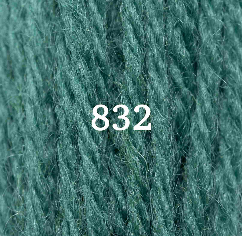 Appletons Wool Yarn - Bright Peacock Blue 831-835 - HM Nabavian
