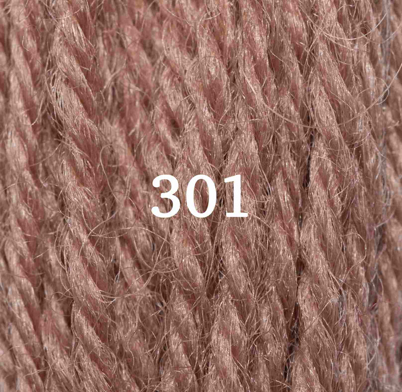 Appletons Wool Yarn - Red Fawn 301 - 305 - HM Nabavian