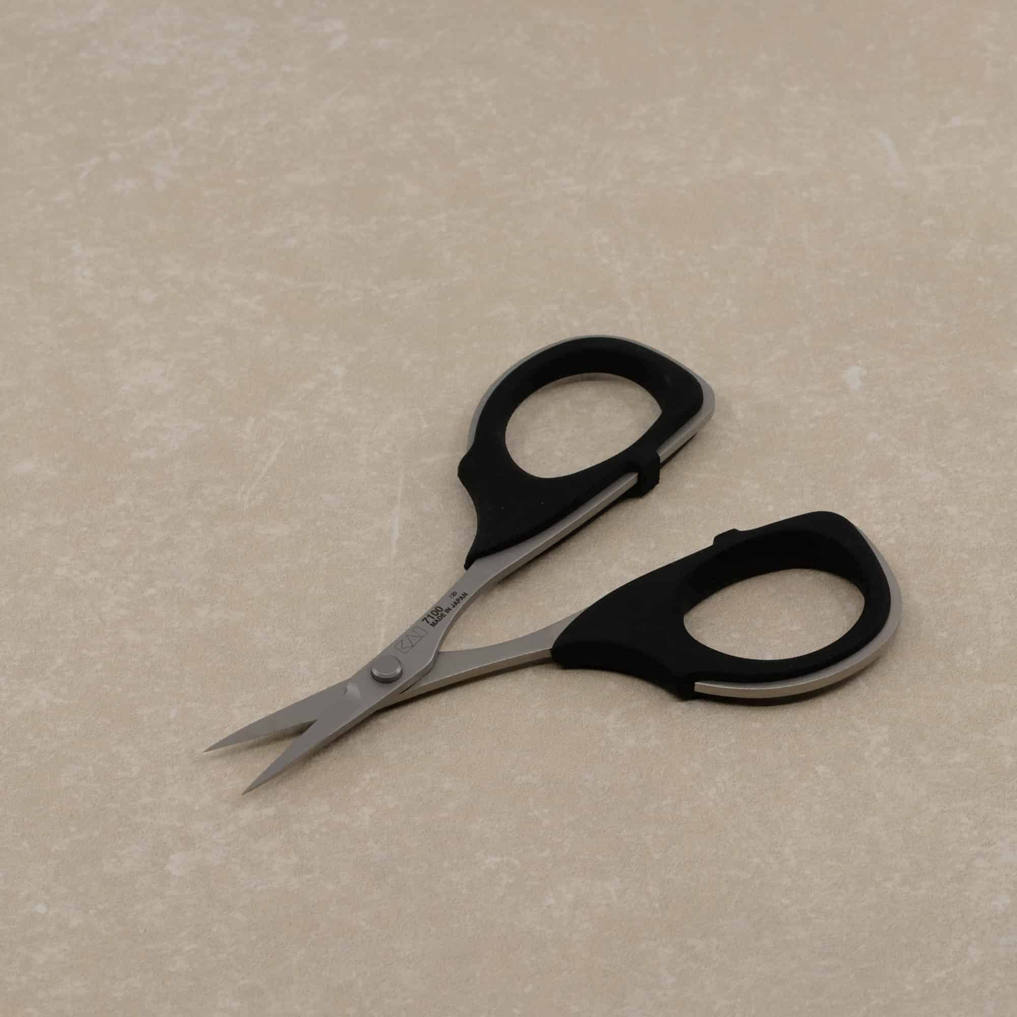 Kai Shears N3140S 5½ Sewing Scissors 