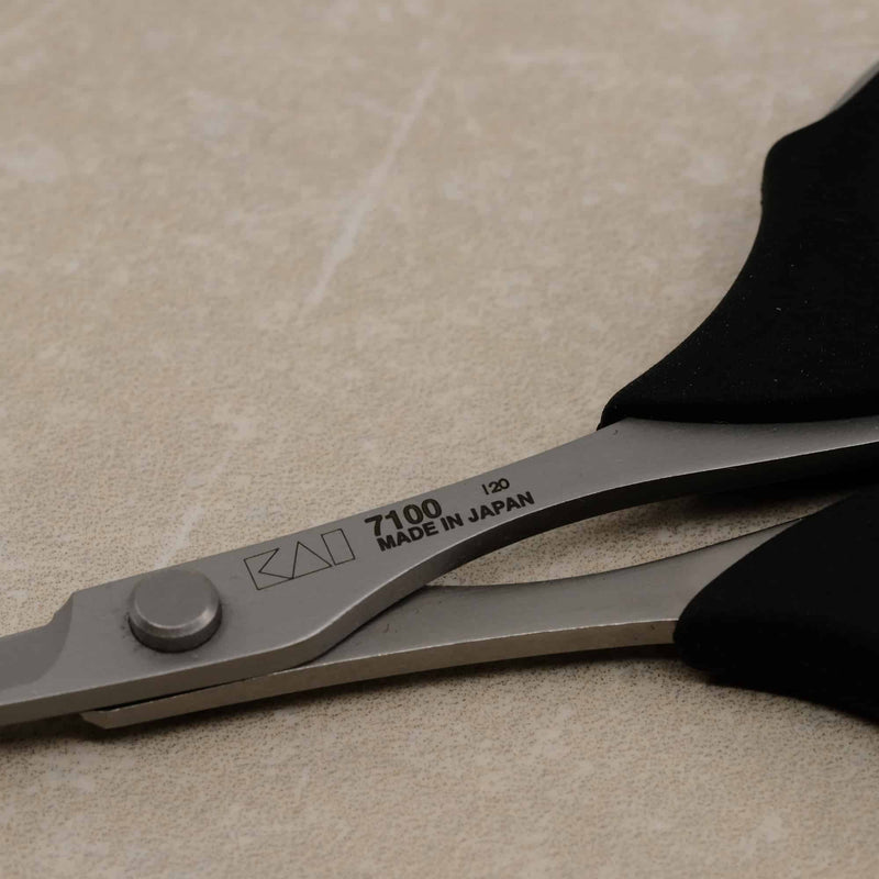 KAI 4.25" Professional Embroidery Scissors - HM Nabavian