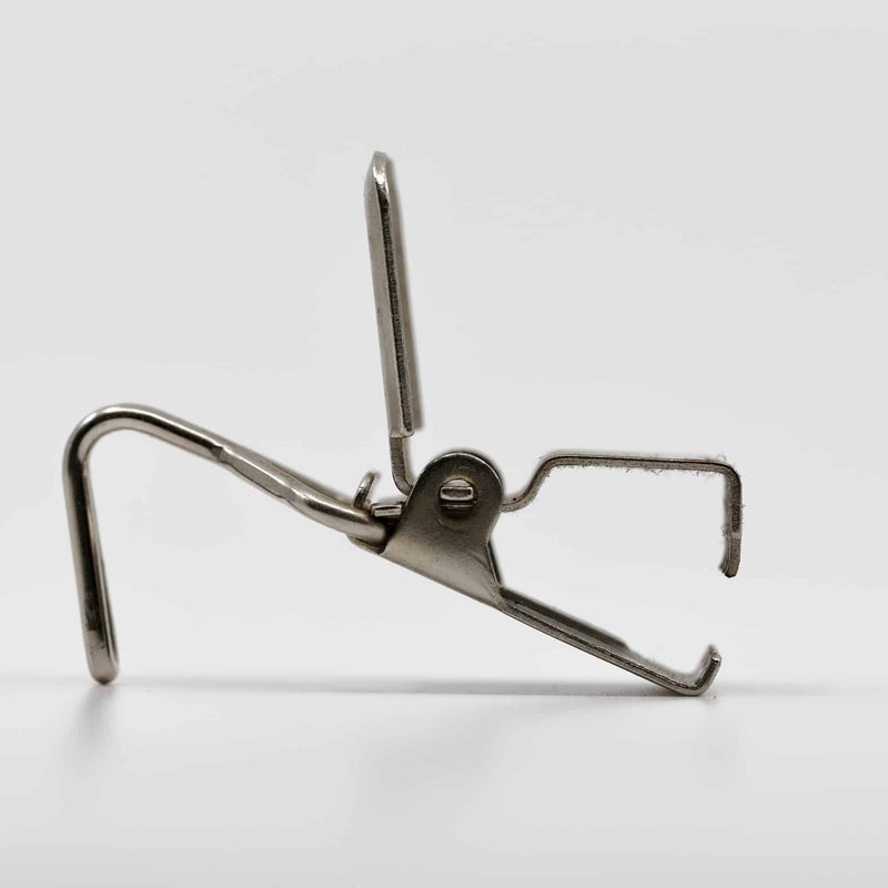 Medium Hooked Peg Rug Clips - HM Nabavian