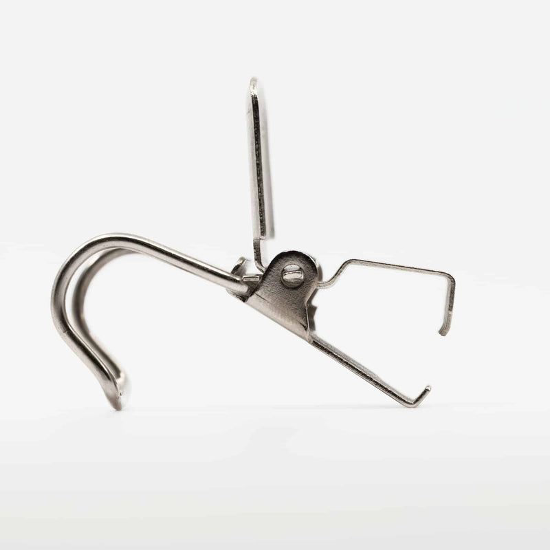 Medium 'U' Rug Display Clips - HM Nabavian